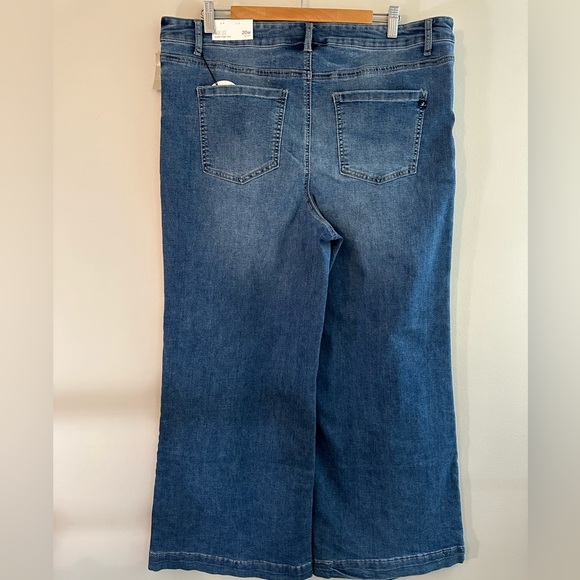 NWT - Maurices Women’s High Rise Wide Leg - Picture 2 of 4